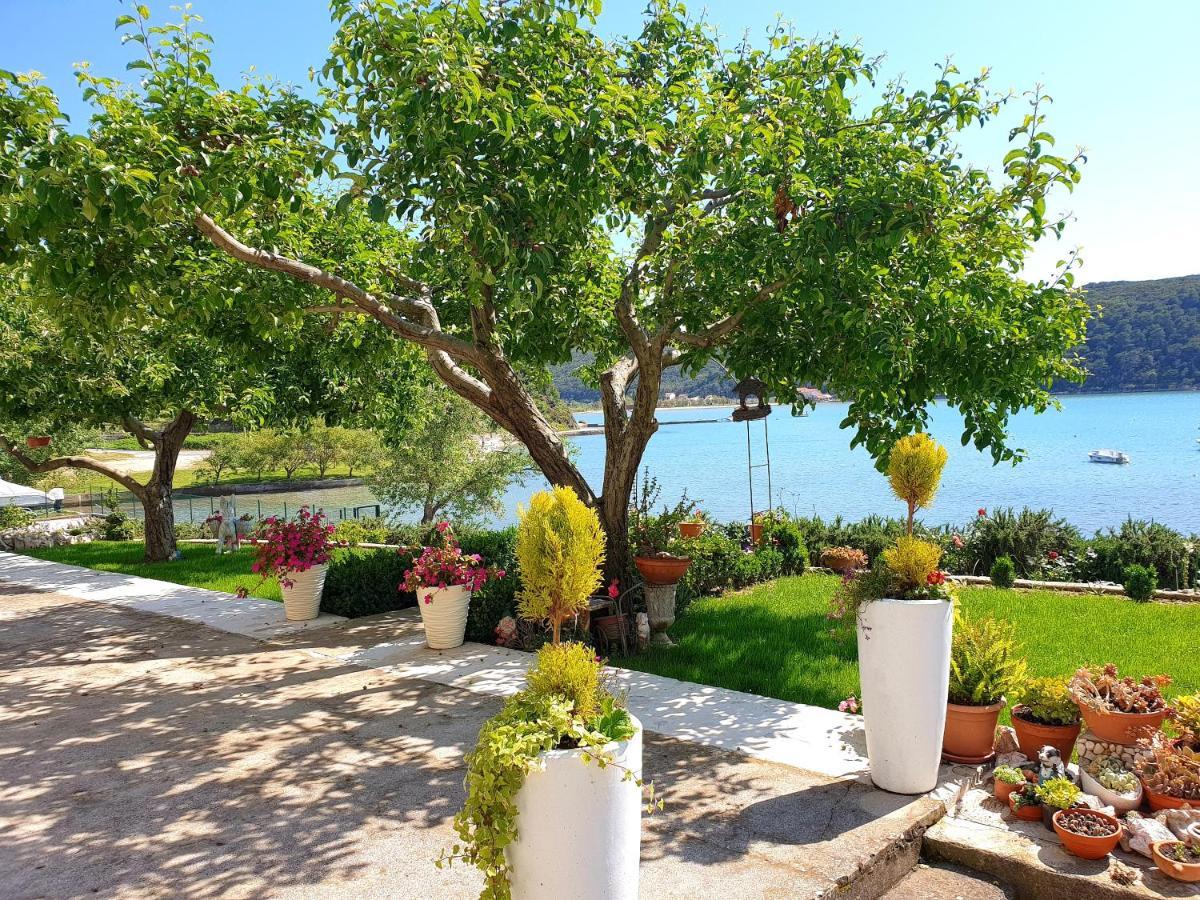 Apartmani I Sobe Jusic Rab Town Exterior photo